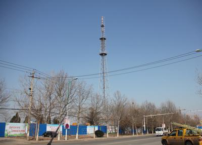 China 5 - 100m Telecom Steel Tower Inside Ladder With 3 Platforms ,  ISO Certificate Mobile Tower for sale