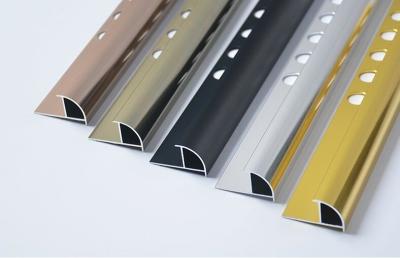 China Duurzame aluminium tegel rand behang bescherming zilveren kleur tegel strip Te koop