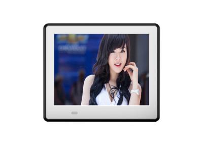 China La pantalla LCD de 8 pulgadas hace excursionismo la función completa del álbum del marco de la foto de HD 1024*600 Digitaces de la imagen de la película electrónica de la música en venta