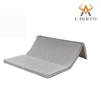 China Ultra dünne tragbare faltbare Matratzen-dreifachgefalteter Deckel POE zu verkaufen