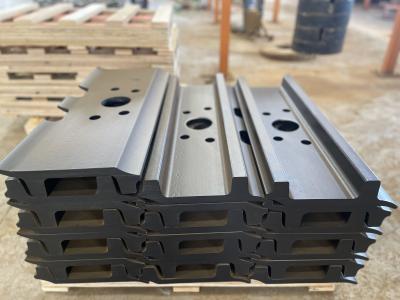 China 963D Double Grouser Track Shoe Plate 23.2kg Boron Steel track plates for sale