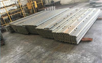 China 600mm Excavator Track Shoe Plate PC300-6 216 Link Pitch Track Plates for sale