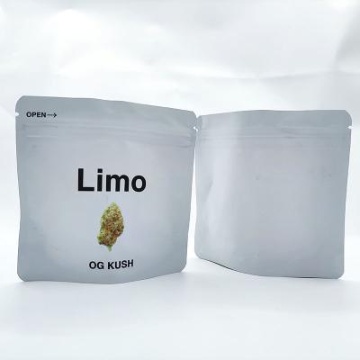 China Customized Printed Mylar weed Bags 3.5g / 1oz Smell Proof Child Proof Bag for sale