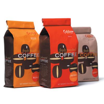 China Individuell bedruckte Standbeutel-Kaffeebeutel-Kaffeeverpackungsbeutel mit flachem Boden und Ventil zu verkaufen
