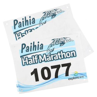 China Full Color Race Bib Numbers Maratona Impressão Tag Para Eventos Desportivos à venda