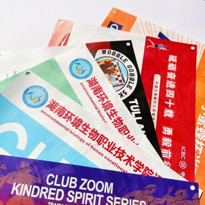 Cina 0.5 mm Spessore Numeri di identificazione della competizione con colore PANTONE personalizzato in vendita