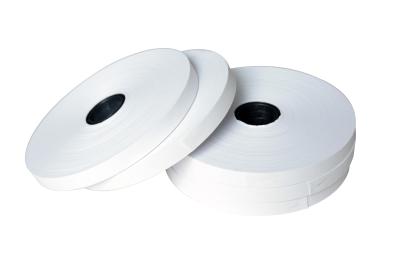 China Hot Melt White Kraft Paper Tape , Paper Tape For Pasting Box Corner for sale