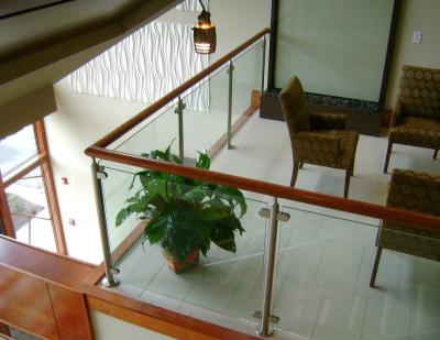 China Strong Glass Hotel Stainless Steel Clamp Deck Railing System Glass Balustrade for sale