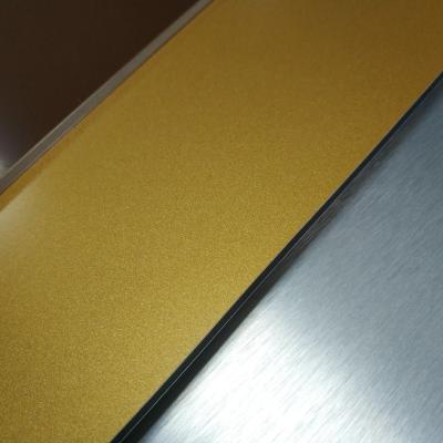 China Hoja compuesta de aluminio plástica del color del panel compuesto de aluminio uniforme de la capa en venta