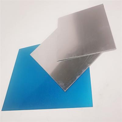 Cina ASTM sfregano il piatto di alluminio 1060 di superficie per il riparo perforato in vendita