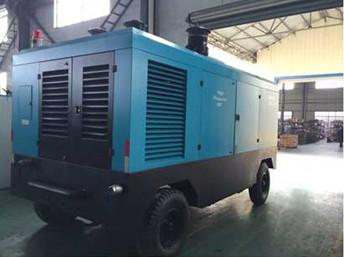 China SS304 Diesel Screw Air Compressor Hydrovane Diesel Compressor For Tunneling Industry for sale
