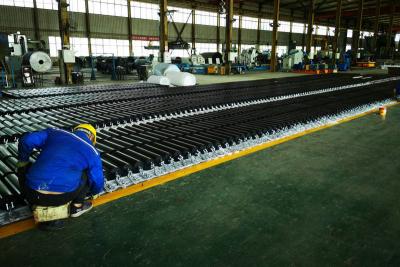 China Impact Resistant Suspended Movable Mining Conveyor Rollers for sale