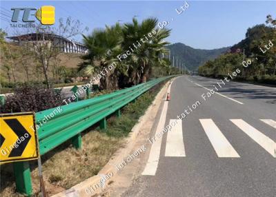 China Traffic Safety Barrier W Beam Guard Rails Protecting Road Used Safety Steel Highway Guardrail for sale