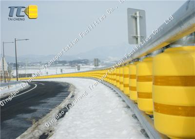 China Road Traffic Safety Rolling Crash Barrier Abrasion Performance Easily Assembled for sale