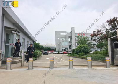 China Metal Traffic Electric Rising Bollards Remote Control High Security Sliver Color for sale