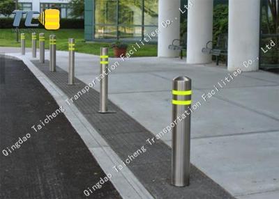 China Powder Coated Fixed Post 316 Stainless Steel Retractable Belt Barriers for sale