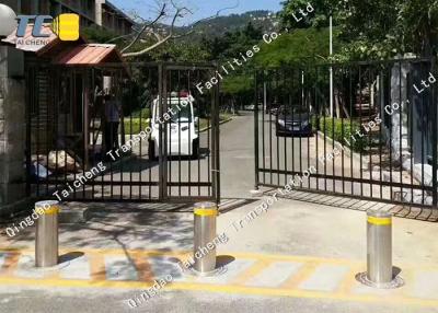 China Stainless Steel LED Pneumatic Bollards Post For Economical Parking Lot for sale