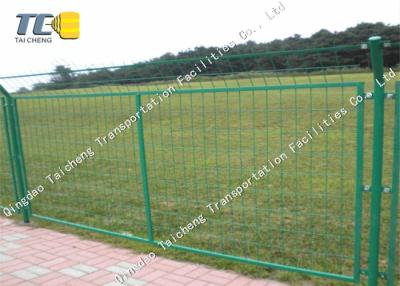 China Recyclable Welded Wire Mesh Fence Hot Dipped Galvanized Salt Spray Resistance for sale