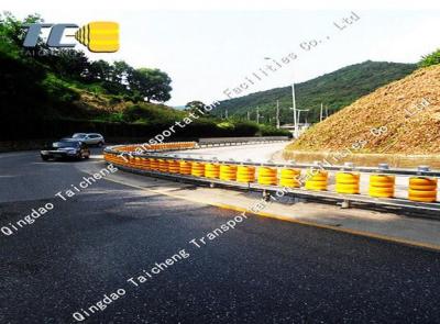 中国 泡のローラーの塀の安全ローラーの障壁Q235の熱いすくいの電流を通す金属材料 販売のため