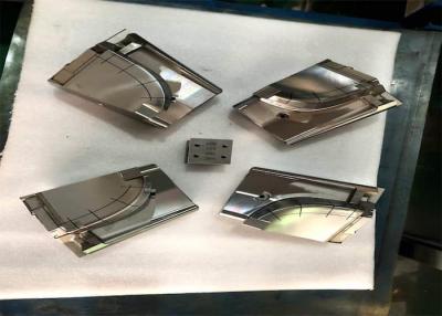 China 100k-500k Shots Moldeado de plástico Insertos Componentes de moldes de mecanizado personalizados en venta
