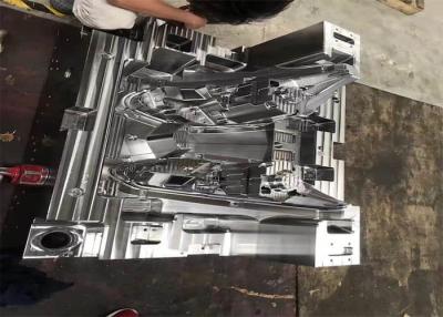 China Componentes do molde de processamento de máquina de núcleo de molde automotivo de 5 eixos à venda