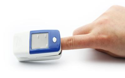 Chine Moniter SpO2/PR FDA CE Finger Pulse Oximeter Fingertip Oxygen Monitor SPO2 PR CMS50B Sensor Pulse Oximeter à vendre