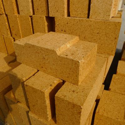 China 55% Alumina Kiln Refractory Bricks Red Heat proof and Thermal Shock Resistance for sale