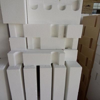 China Ultra Purity Bubble Alumina Heat Resistant Bricks For Lining Of Blast Furnace for sale