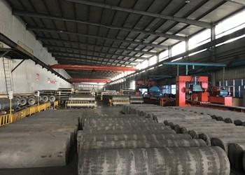 China 0,3% comprimentos do elétrodo de grafite RP/HP/UHP da cinza 1500-2700mm para o aço de derretimento à venda