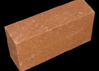 China Various Shape Magnesia Brick 92% 95% 97% 98% Mgo Fired Magnesia Refractories for sale