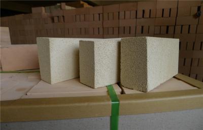 China Light Weight High Alumina Kiln Refractory Bricks With Small Thermal Conductivity for sale