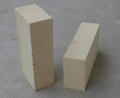 China 48% - 85% Al2O3 1300 Degree Heat Resistant Retaining Bricks for sale