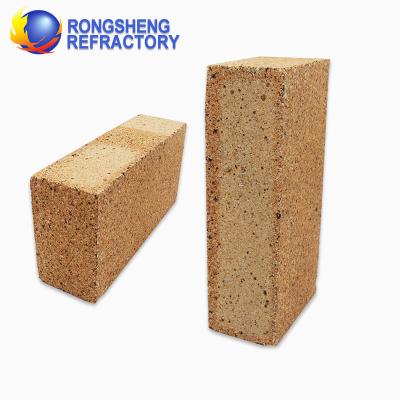 China Custom Shaped High Temperature Fire Clay Insulation Brick Refractory Firebrick for sale