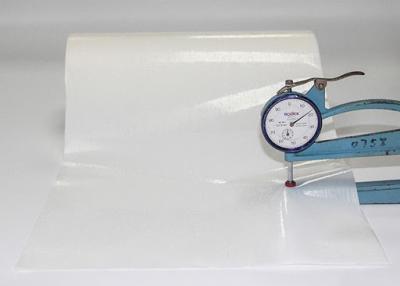 China Ordenhe o rolo de filme esparadrapo quente 0.12mm do derretimento do poliéster translúcido branco à venda
