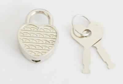China Zinc Alloy Heart Shaped Small Notebook Lock for Stationery for sale