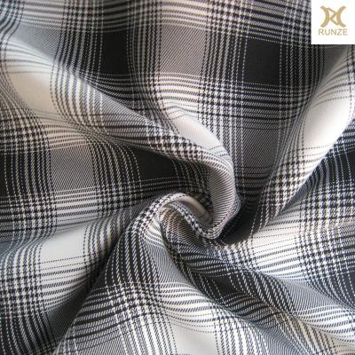 China Technics Woven Black and White Check Plaid Cation Polyester Fabric for Coat and Jacket for sale