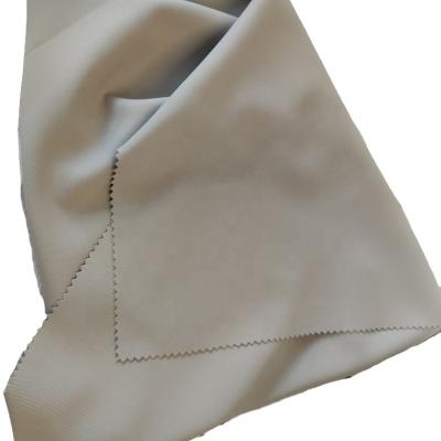 Chine Couleur personnalisée imperméable à l'eau douce 300*300 Tissu polyester pour uniforme scolaire en vente à vendre