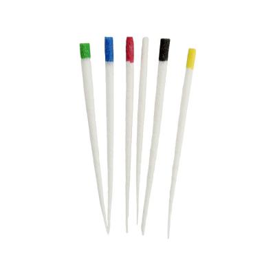 China Endodontic Dental Absorbent Paper Points Dental Gutta Percha Points Composite Filling for sale