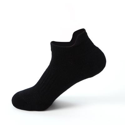 China Bulk Plain Coloured Socks Low Cut Thick Winter Sports Mens Athletic Running Socks for sale