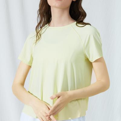 China Camisetas de funcionamiento respirables de Dropshipping de la manga corta superior floja superior de la camiseta de secado rápido del color que activan sólido en venta