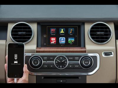 China LAND ROVER Multimedia Video Interface Android Auto Support Full Screen Mode for sale