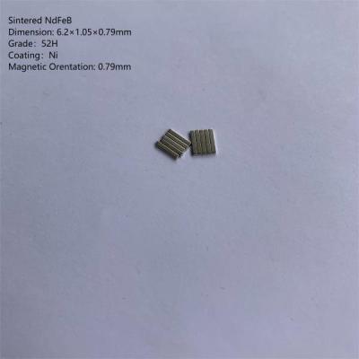 中国 6.2×1.05×0.79 N42はNdFeBの磁石のネオジムの鉄のホウ化物の磁石を焼結させた 販売のため