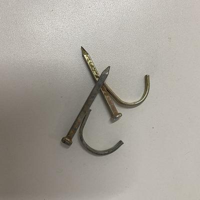 China Threading Pipe Clamp Hook Nail Rust Prevention Bending Process for sale