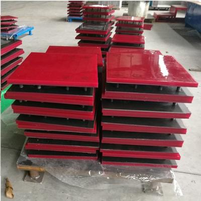 China Conveyor 80 Shore A Steel Metal Back Polyurethane Wear Liner Lining for sale