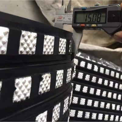 중국 15mm 고무 세라믹 롤리 래깅 하얀 검은 색 높은 굴착 저항 판매용