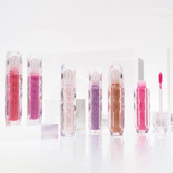 Quality Delicate 2.5ml Essence Lip Gloss Dazzle Color With Fruity Fragrance for sale