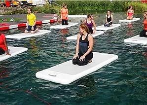 China Estera durable de la yoga de la aguamarina de Fodable para el color gris del mar abierto longitud del 1m - de los 30m en venta
