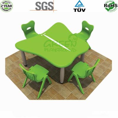China Certificado del TUV del patio de los equipos de los niños del CE interior de la tabla y de la silla en venta
