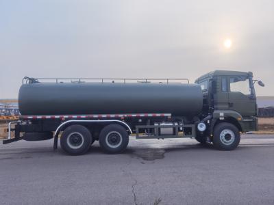 中国 5000ガロンのディーゼル油のガスのタンカーの貨物自動車の運送者のトラック 販売のため