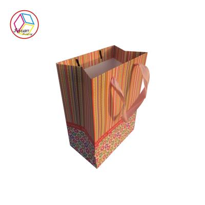 China Foldable Large Printed Paper Bags / Kraft Paper Shopping Bags for sale